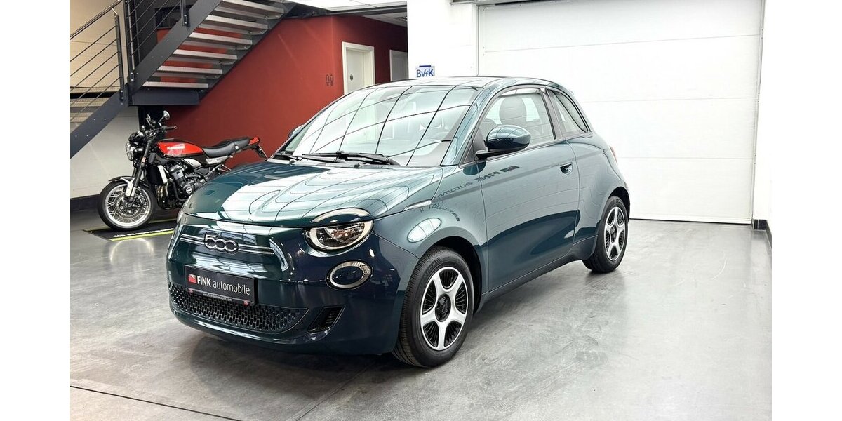 Fiat 500e Action CarPlay Android Automatik 1.Hand 23.004 km 13.120 &euro; Lich 35423