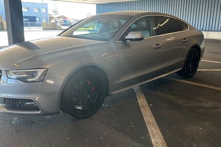 Audi A5 200.755 km 13.000 &euro; Braunschweig 38108