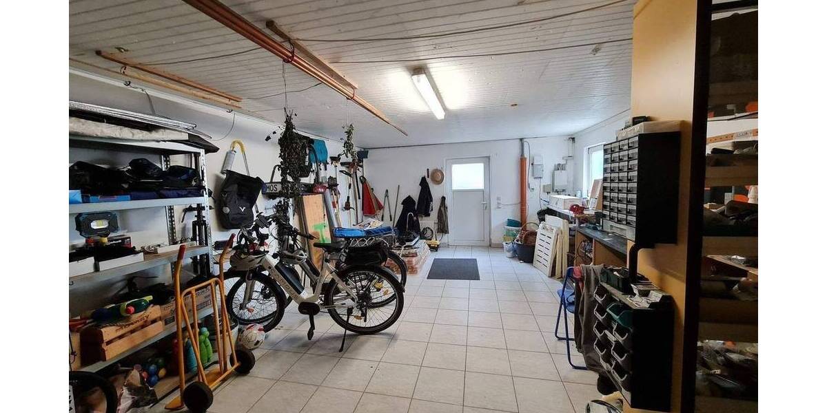 Wohlfühlanwesen mit ELW für die ganze Familie - in traumhafter, naturnaher Lage 7 zimmer