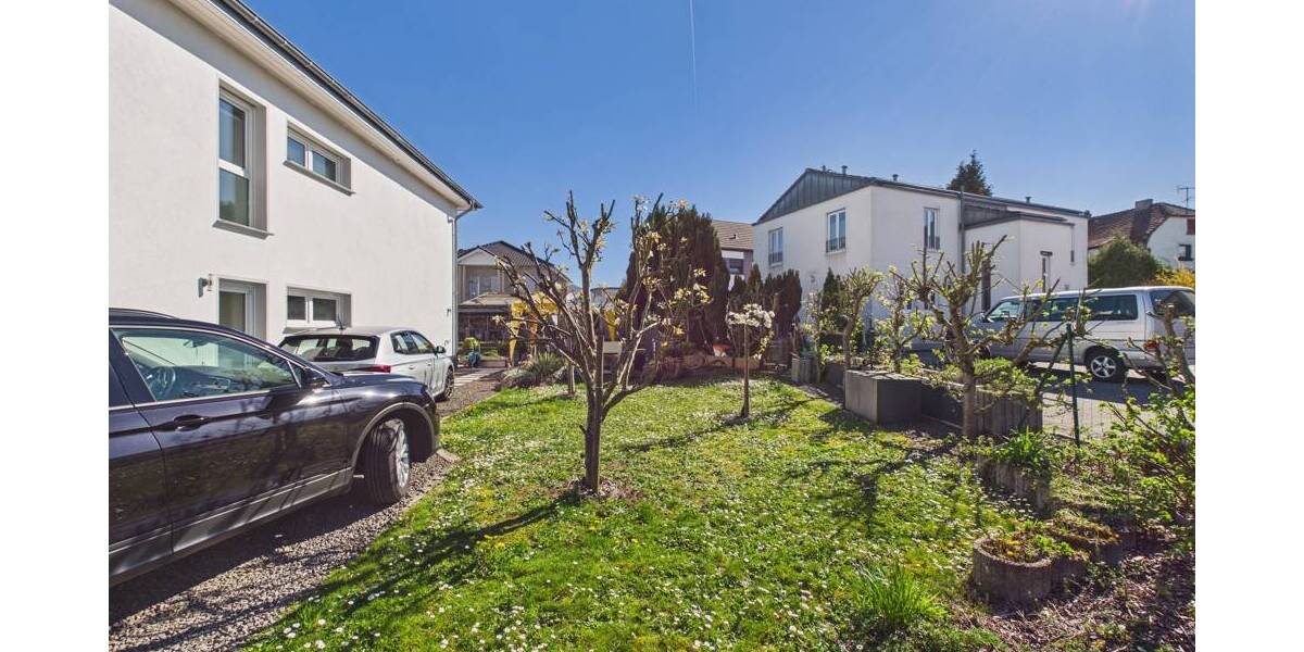 Einfamilienhaus Saarbrücken / Klarenthal Klarenthal - 6 Zimmer, 226 m&sup2;, 630.000&euro; | Angebot:26244752
