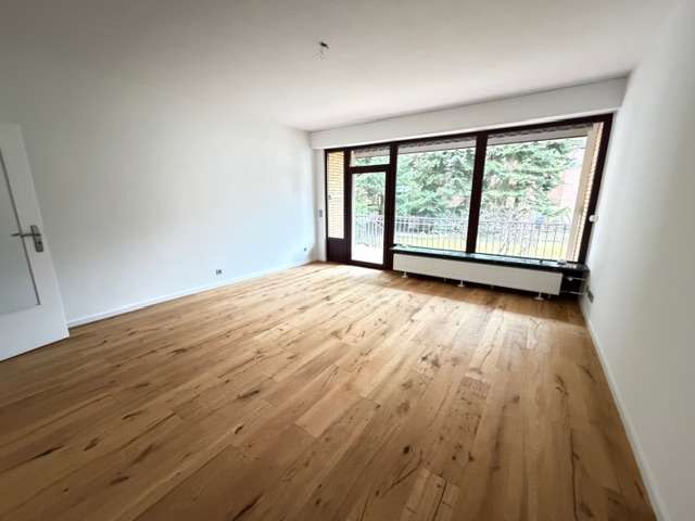 Etagenwohnung Düsseldorf Rath - 3 Zimmer, 82 m&sup2;, 1.151&euro; | Angebot:25559953