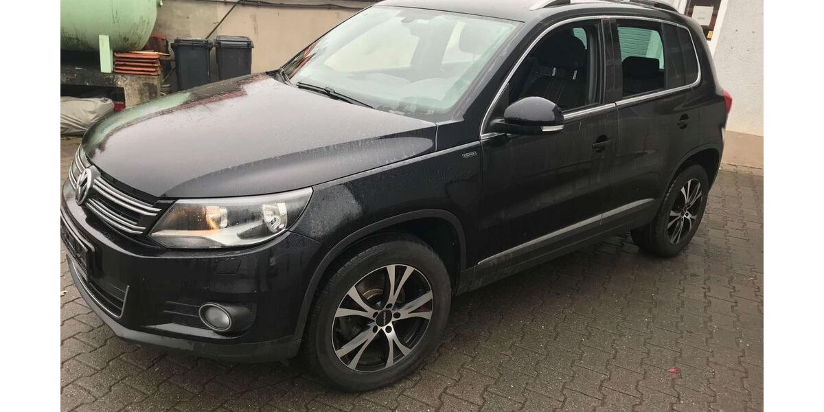 VW Tiguan 133.000 km 15.999 &euro; Eppstein 65817