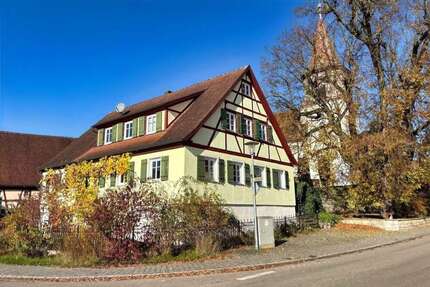 Haus zum Mieten in Feuchtwangen 1.600 € 190 m² 5 zimmer