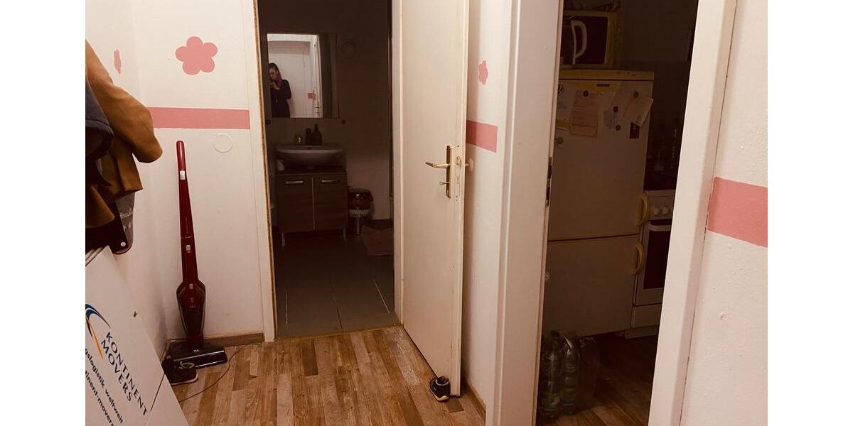 Etagenwohnung Eisenberg - 1 Zimmer, 60 m&sup2;, 350&euro; | Angebot:26134113