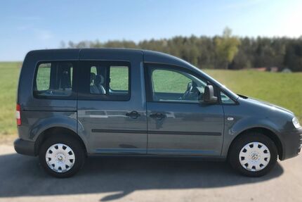 VW Caddy 181.000 km 5.500 &euro; Metten 94526