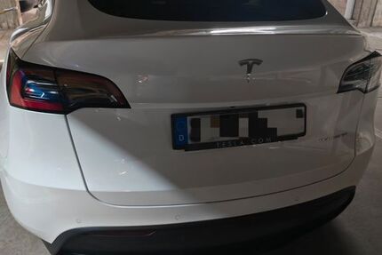 Tesla Model Y 55.500 km 33.600 &euro; Stuttgart 70199