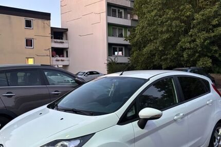 Ford Fiesta 169.000 km 2.699 &euro; Salzgitter 38228