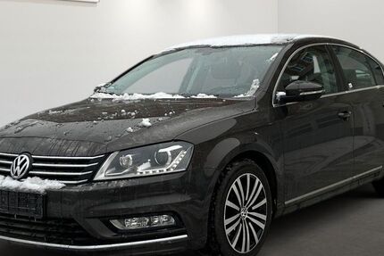 VW Passat 114.910 km 8.999 &euro; Berlin 12681