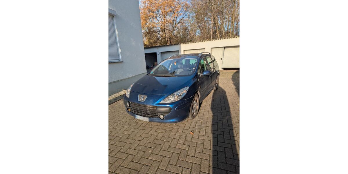 Peugeot 307 300.000 km 1.199 &euro; Lotte 49504