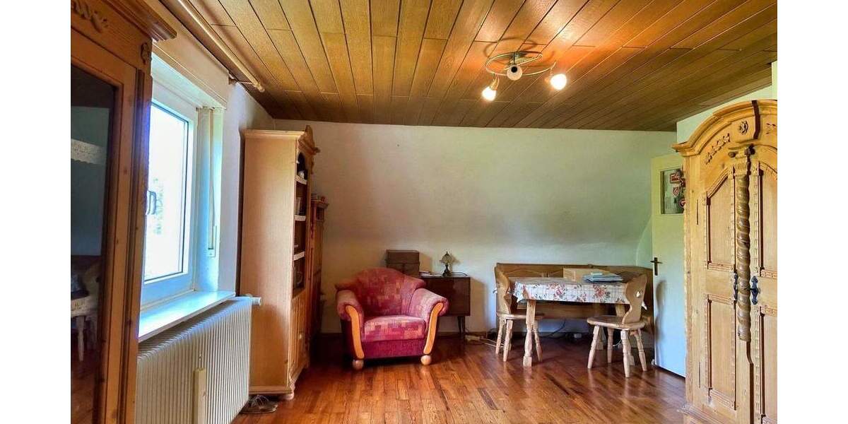 Mehrfamilienhaus, Wohnhaus Cadolzburg - 5 Zimmer, 110 m&sup2;, 385.000&euro; | Angebot:25211191