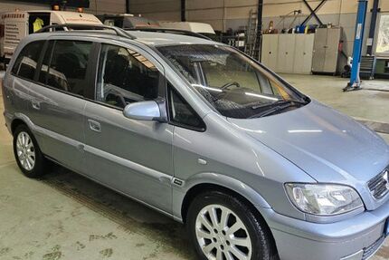 Opel Zafira 85.300 km 4.550 &euro; Schmallenberg 57392