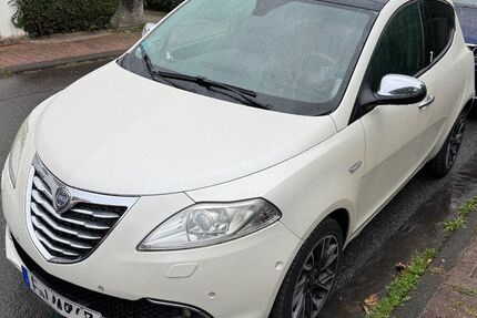 Lancia Ypsilon 162.750 km 4.650 &euro; Frankfurt 60437