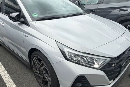 Hyundai i20 7.943 km 12.500 &euro; Soest 59494