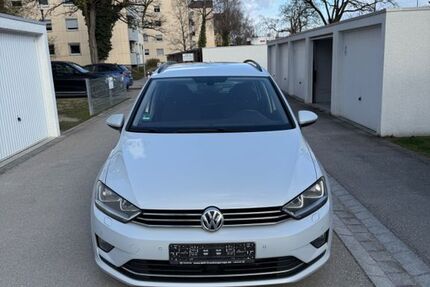 VW Golf Sportsvan 82.500 km 13.900 &euro; München 80995