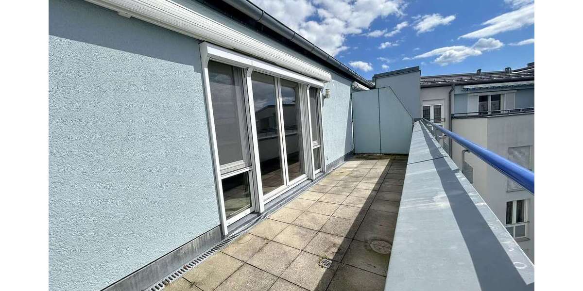 Sofort frei - Dachterrassen-Wohnung, 2 Zi. plus Wohnküche (Erbpacht) - Dachgeschoßwohnung München Bogenhausen | Angebot:26714706