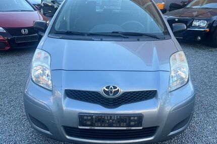 Toyota Yaris 223.000 km 2.190 € Hamburg 20537