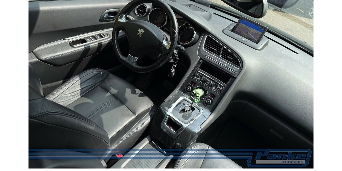 Peugeot 5008 Allure*HU-D*Pano*R-Cam*LED-T*Video*SHZ* 119.822 km 9.990 &euro; Berlin 13187