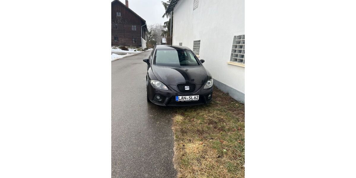 Seat Leon 206.000 km 4.100 &euro; Simbach 94436