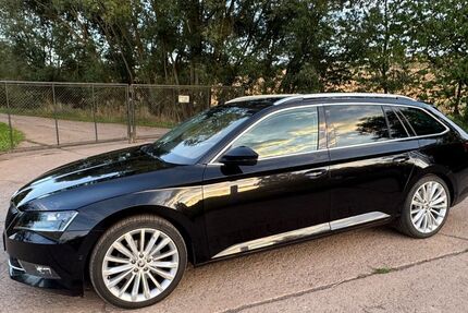 Skoda Superb 186.000 km 15.900 &euro; Nordhausen 99734