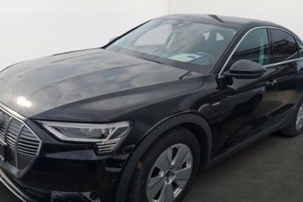 Audi e-tron 34.380 km 26.990 &euro; Waldshut-Tiengen 79761
