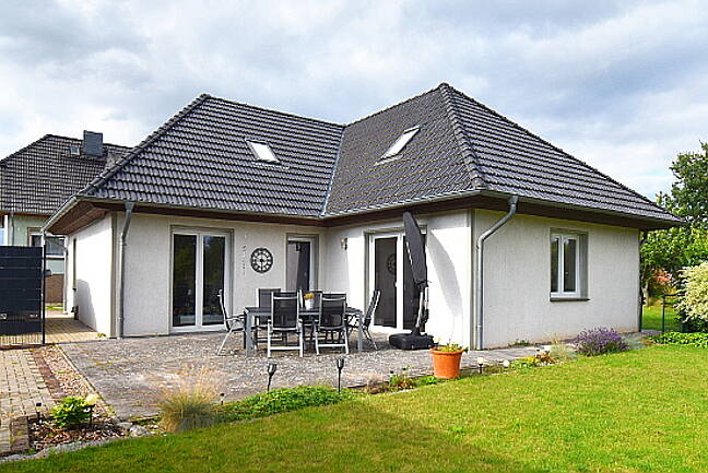 Mehrfamilienhaus, Wohnhaus Osterburg (Altmark) Storbeck - 1 Zimmer, 394 m&sup2;, 390.000&euro; | Angebot:23980053