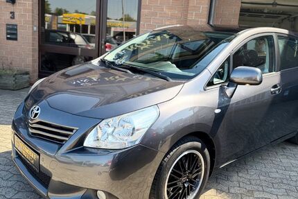 Toyota Verso 133.115 km 11.550 &euro; Bremen 28279