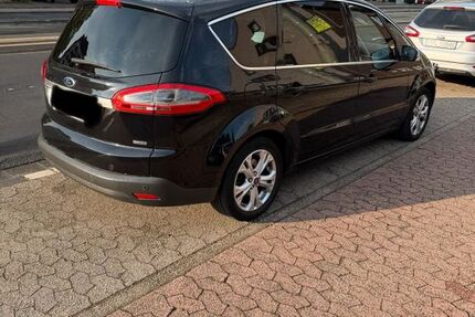 Ford S-Max 135.000 km 9.900 &euro; Krefeld 47804