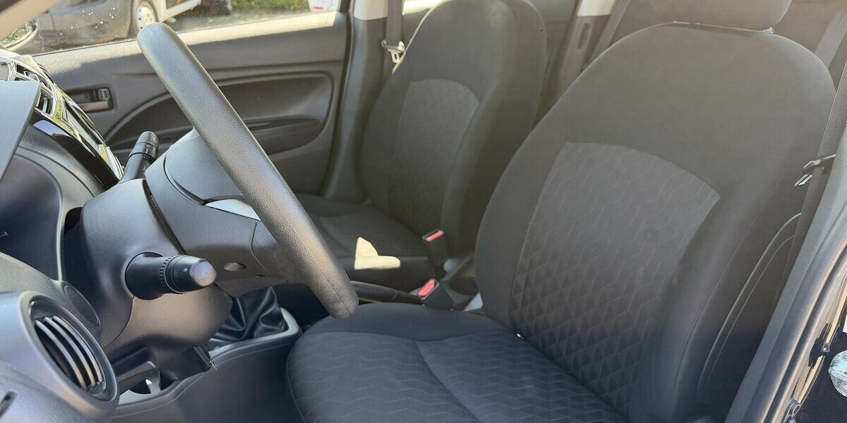 Mitsubishi Space Star Select / Klimaanlage / Navi 26.100 km 10.690 &euro; Donauwörth 86609