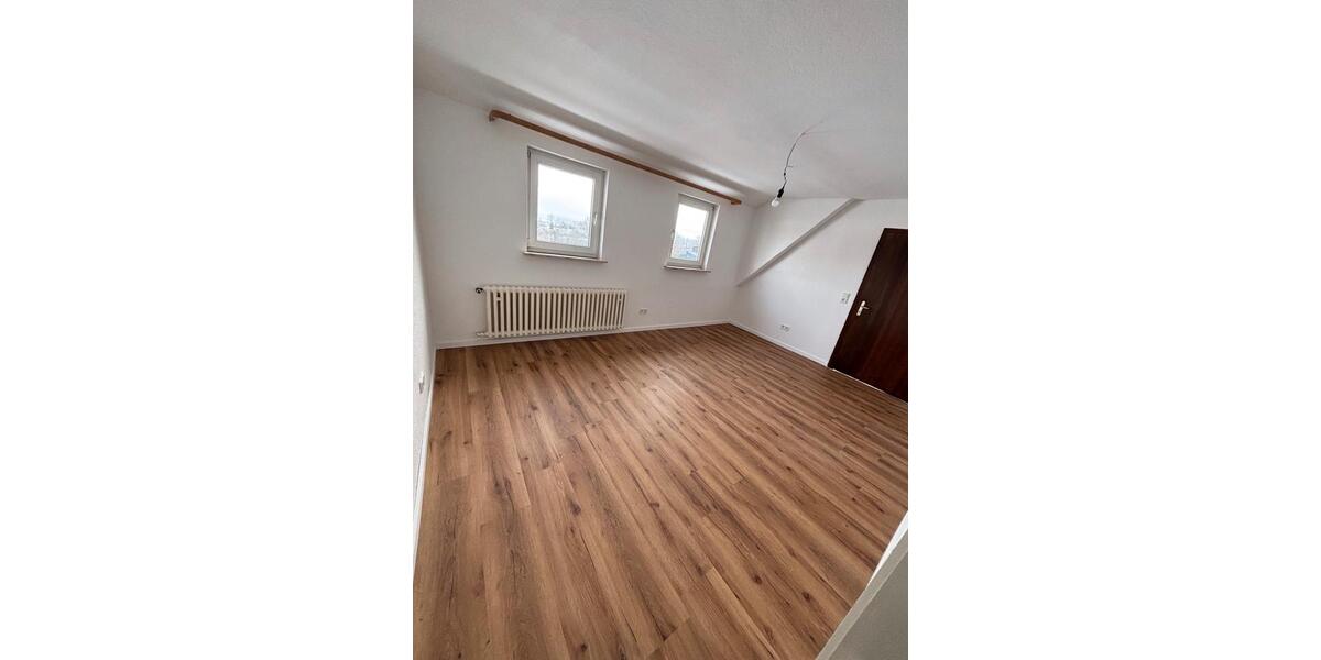 Etagenwohnung Bad Hersfeld - 3.5 Zimmer, 65 m&sup2;, 600&euro; | Angebot:25598816