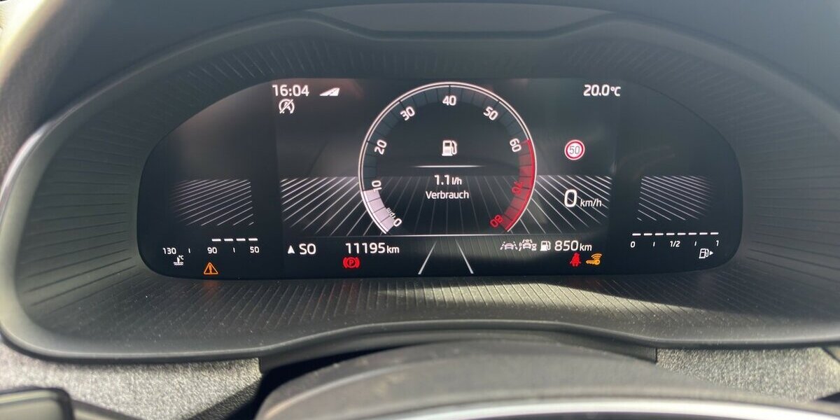 Skoda Kamiq 1.0 TSi Selection Black *Sitzhzg/Kamera/LED/ 11.195 km 21.490 &euro; Bamberg 96052