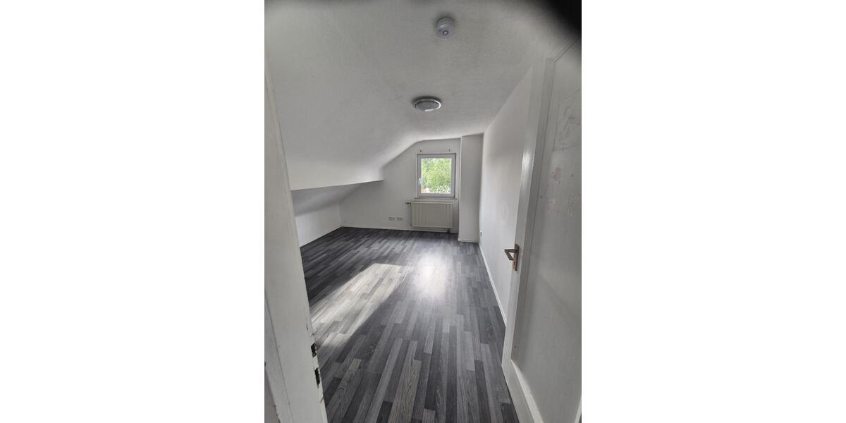 Einfamilienhaus Saarlouis - 5 Zimmer, 80 m&sup2;, 170.000&euro; | Angebot:26982551