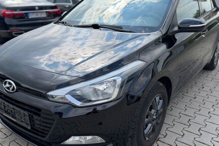 Hyundai i20 85.000 km 9.999 &euro; Speyer 67346