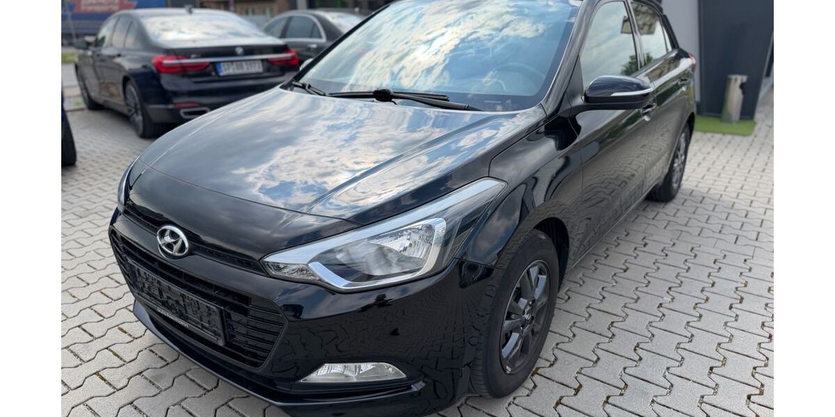 Hyundai i20 85.000 km 9.999 &euro; Speyer 67346