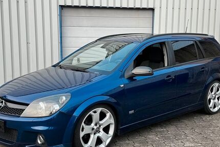 Opel Astra 280.000 km 3.750 € Ditzingen 71254