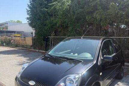 Ford Fiesta 264.000 km 1.100 &euro; Mönchengladbach 41061