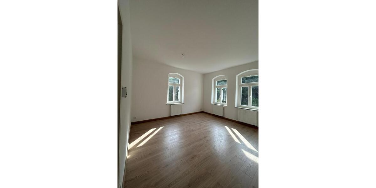Etagenwohnung Heidenau - 2.5 Zimmer, 72 m&sup2;, 595&euro; | Angebot:25415863