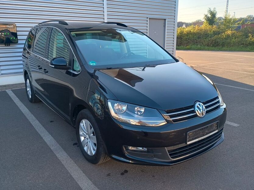 VW Sharan 49.948 km 20.900 € Hameln 31789