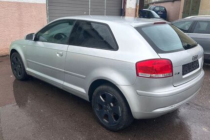 Audi A3 260.000 km 850 &euro; schwenningen 78056