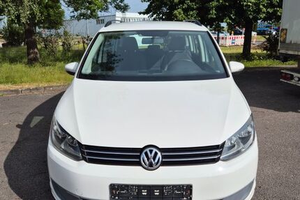 VW Touran 285.869 km 5.280 &euro; Burgstädt 09217
