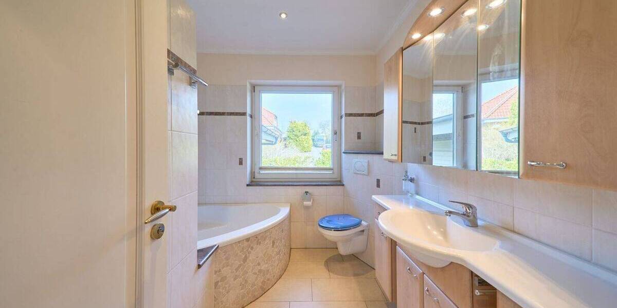 Einfamilienhaus Malente / Krummsee Krummsee - 6 Zimmer, 159 m&sup2;, 398.000&euro; | Angebot:26320718