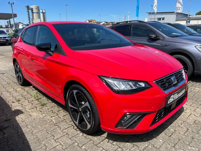 Seat Ibiza 2.500 km 23.490 € Östringen 76684
