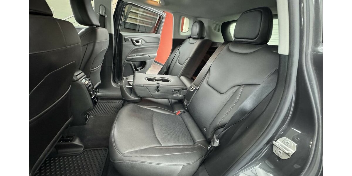 Jeep Compass Trailhawk Plug-In Hybrid 4WD 1.Hand LED 27.100 km 24.390 &euro; Lich 35423