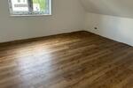 Dachgeschoßwohnung Barßel - 4 Zimmer, 100 m&sup2;, 1.090&euro; | Angebot:26006641