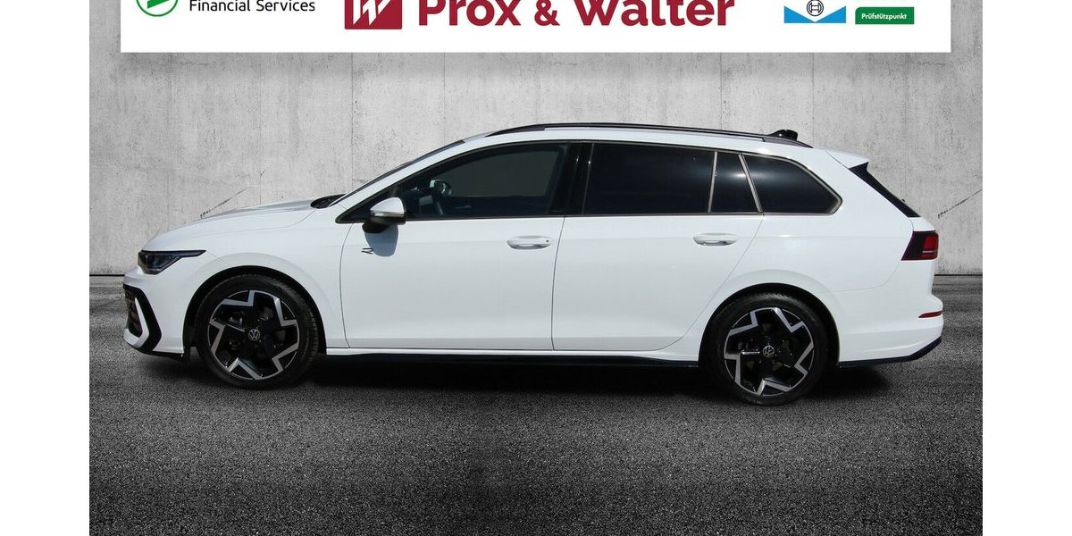 VW Golf VIII Variant 1.5 TSI R-Line LED+KAMERA+ACC 29.466 km 27.500 &euro; Hagenow 19230