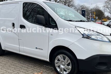 Nissan NV200 64.200 km 7.990 &euro; Bremen 28207