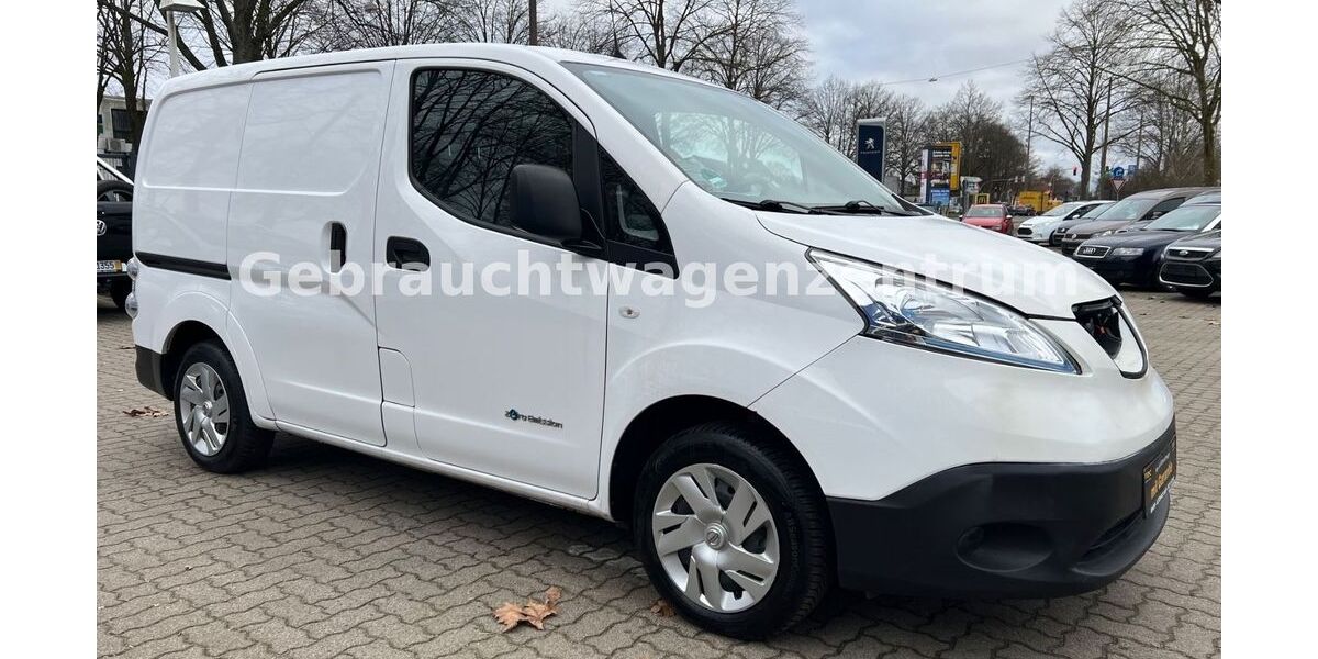 Nissan NV200 64.200 km 7.990 &euro; Bremen 28207