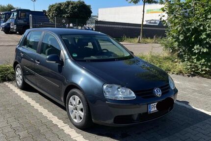 VW Golf 237.000 km 2.500 &euro; Niefern 75223