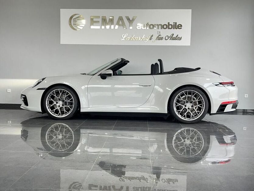 992