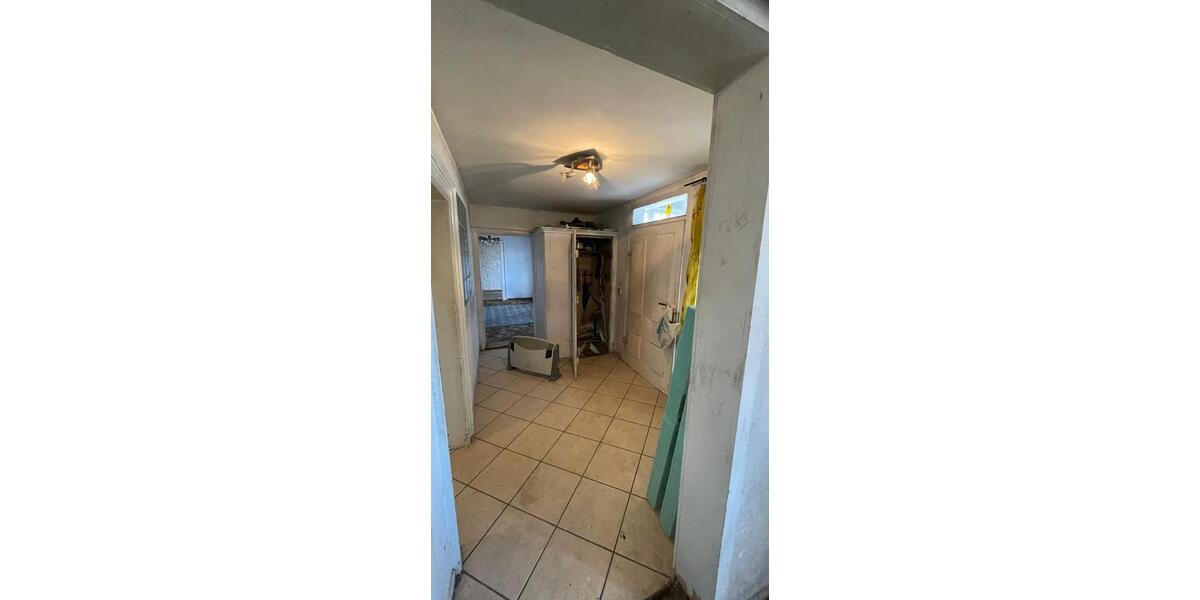 Einfamilienhaus Schöningen - 10 Zimmer, 180 m&sup2;, 89.000&euro; | Angebot:26487373