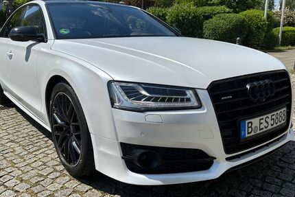 Audi A8 193.000 km 21.000 &euro; Berlin 13055